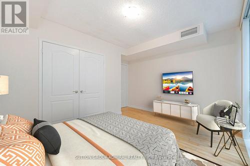 706 - 263 Wellington Street W, Toronto (Waterfront Communities), ON - Indoor Photo Showing Bedroom