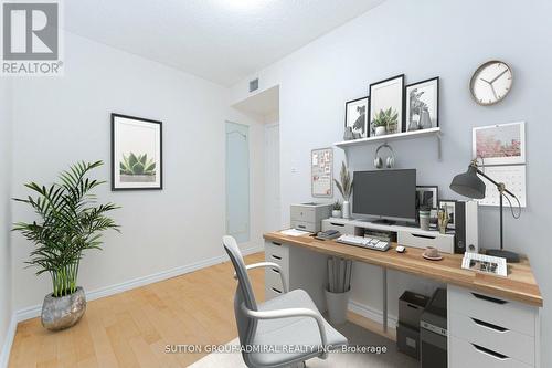 706 - 263 Wellington Street W, Toronto, ON - Indoor Photo Showing Office