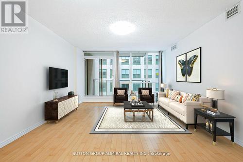 706 - 263 Wellington Street W, Toronto (Waterfront Communities), ON - Indoor Photo Showing Living Room