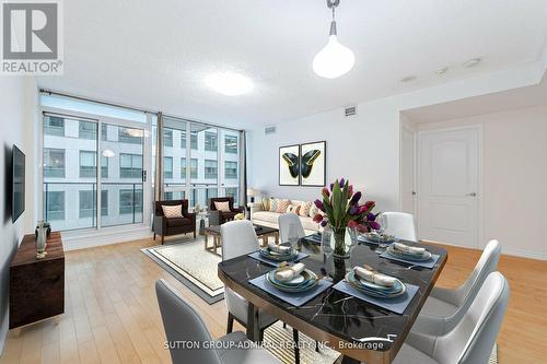 706 - 263 Wellington Street W, Toronto, ON - Indoor Photo Showing Dining Room