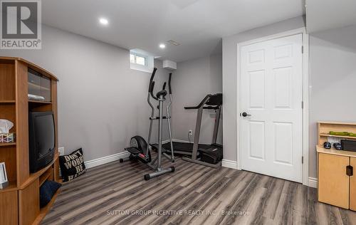 10 Saxon Road, Barrie, ON - Indoor