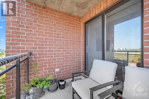 310 Central Park Drive Unit#9B, Ottawa, ON - Outdoor With Exterior