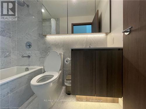 4209 - 19 Bathurst Street, Toronto (Waterfront Communities), ON - Indoor Photo Showing Bathroom