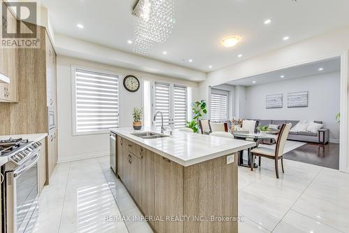 74 Merlin Street, Oakville, ON - Indoor Photo Showing Kitchen With Double Sink With Upgraded Kitchen