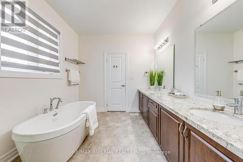 74 Merlin Street, Oakville, ON - Indoor Photo Showing Bathroom