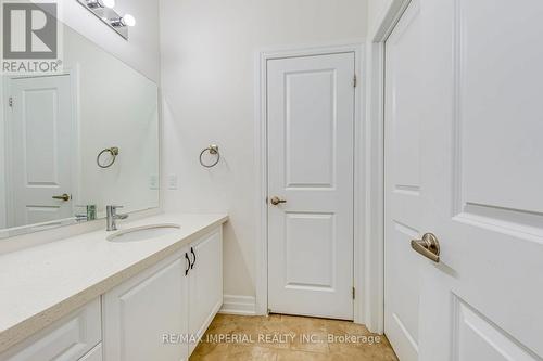 74 Merlin Street, Oakville, ON - Indoor Photo Showing Bathroom