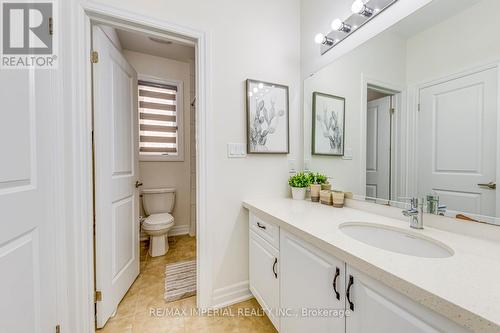 74 Merlin Street, Oakville, ON - Indoor Photo Showing Bathroom