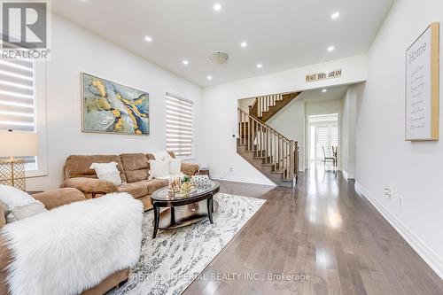 74 Merlin Street, Oakville, ON - Indoor Photo Showing Living Room