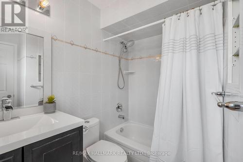 99 Belmont Crescent, Vaughan, ON - Indoor Photo Showing Bathroom