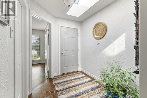 17 Island Bay Drive, Kawartha Lakes (Bobcaygeon), ON - Indoor Photo Showing Other Room