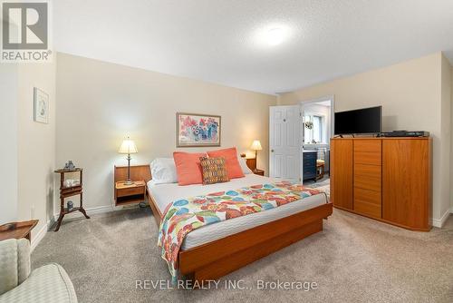 17 Island Bay Drive, Kawartha Lakes (Bobcaygeon), ON - Indoor Photo Showing Bedroom