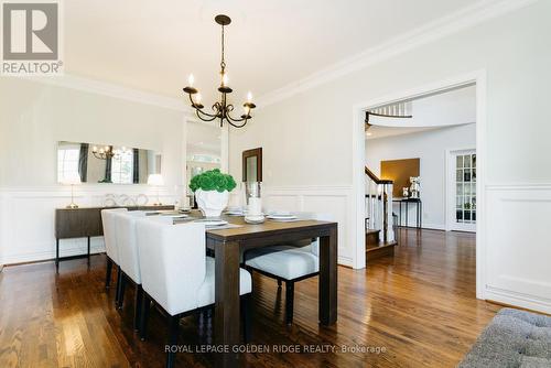 8 Greenvalley Circle, Whitchurch-Stouffville, ON - Indoor Photo Showing Dining Room