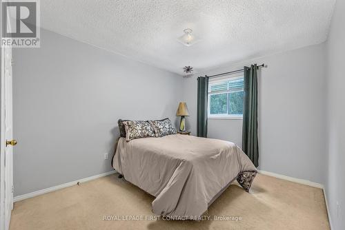 298 Livingstone Street W, Barrie (Northwest), ON - Indoor Photo Showing Bedroom