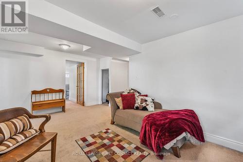 298 Livingstone Street W, Barrie (Northwest), ON - Indoor Photo Showing Bedroom