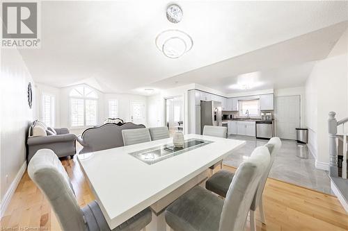 38 Meadowpoint Drive, Hamilton, ON - Indoor Photo Showing Dining Room