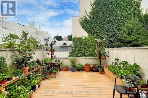 492 Macpherson Avenue, Toronto (Casa Loma), ON - Outdoor With Deck Patio Veranda