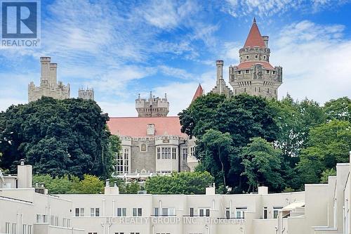 492 Macpherson Avenue, Toronto (Casa Loma), ON - Outdoor