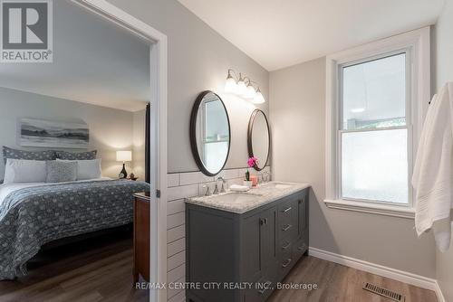 10086 Hedley Drive, Middlesex Centre (Ilderton), ON - Indoor Photo Showing Bedroom