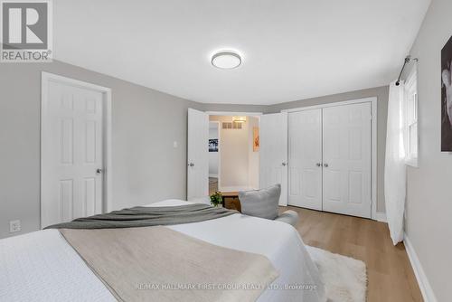 1123 Cedarcroft Crescent, Pickering, ON - Indoor Photo Showing Bedroom