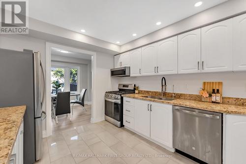 1123 Cedarcroft Crescent, Pickering, ON - Indoor Photo Showing Kitchen With Double Sink