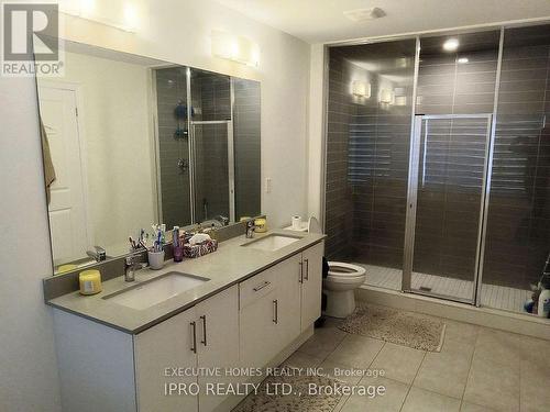 1993 Boyes Street, Innisfil, ON - Indoor Photo Showing Bathroom