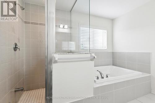 2544 Bandsman Crescent, Oshawa, ON - Indoor Photo Showing Bathroom