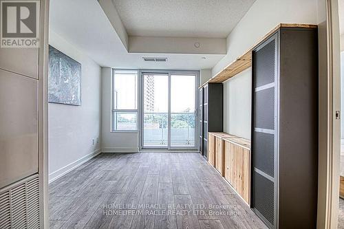 402 - 10 Wilby Crescent, Toronto, ON - Indoor Photo Showing Other Room