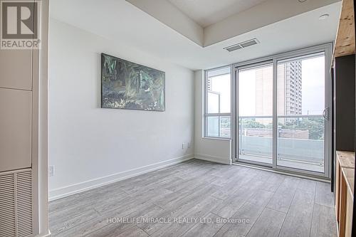 402 - 10 Wilby Crescent, Toronto, ON - Indoor Photo Showing Other Room