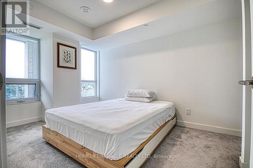 402 - 10 Wilby Crescent, Toronto, ON - Indoor Photo Showing Bedroom