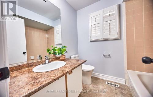 56 Blackwell Place, Brampton, ON - Indoor Photo Showing Bathroom