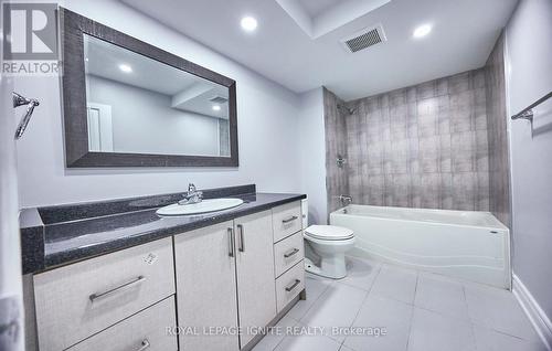 56 Blackwell Place, Brampton, ON - Indoor Photo Showing Bathroom