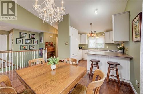 264 Newport Place, Waterloo, ON - Indoor Photo Showing Dining Room