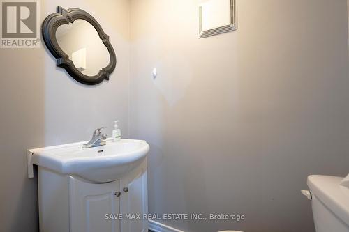 81 Shephard Avenue S, New Tecumseth, ON - Indoor Photo Showing Bathroom