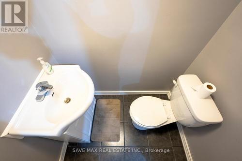 81 Shephard Avenue S, New Tecumseth, ON - Indoor Photo Showing Bathroom