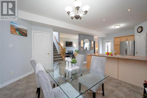 81 Shephard Avenue S, New Tecumseth, ON - Indoor Photo Showing Dining Room