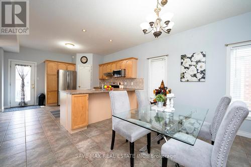 81 Shephard Avenue S, New Tecumseth, ON - Indoor Photo Showing Dining Room