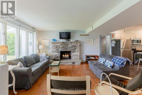 72632 Duke Crescent, Bluewater (Hay Twp), ON - Indoor Photo Showing Living Room With Fireplace