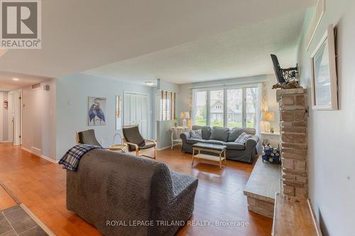 72632 Duke Crescent, Bluewater (Hay Twp), ON - Indoor Photo Showing Living Room