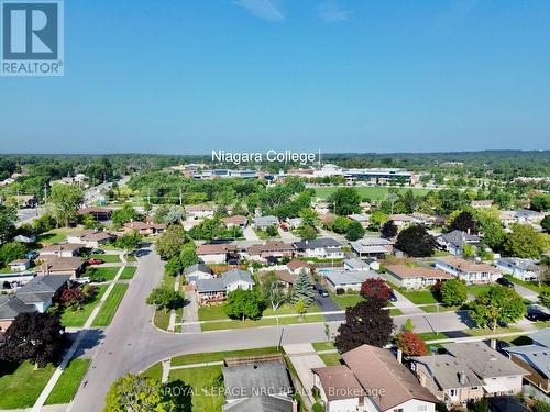 135 Pinehurst Drive, Welland, ON - Outdoor With View