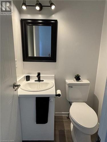 Updated Main Floor Powder Room! - 65 Dorchester Boulevard Unit# 72, St. Catharines, ON - Indoor Photo Showing Bathroom