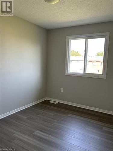 Bedroom 2! - 65 Dorchester Boulevard Unit# 72, St. Catharines, ON - Indoor Photo Showing Other Room