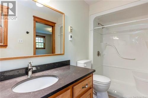 5 Brookview Drive, Hampton, NB - Indoor Photo Showing Bathroom