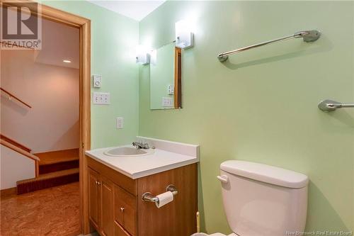 5 Brookview Drive, Hampton, NB - Indoor Photo Showing Bathroom