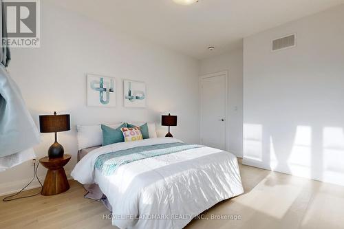 6 Dolan Lane, Richmond Hill (Bayview Hill), ON - Indoor Photo Showing Bedroom