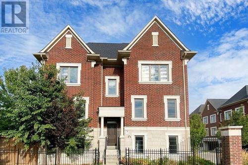 6 Dolan Lane, Richmond Hill (Bayview Hill), ON - Outdoor With Facade