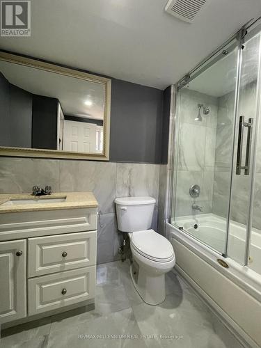 7173 Madiera Road, Mississauga (Malton), ON - Indoor Photo Showing Bathroom