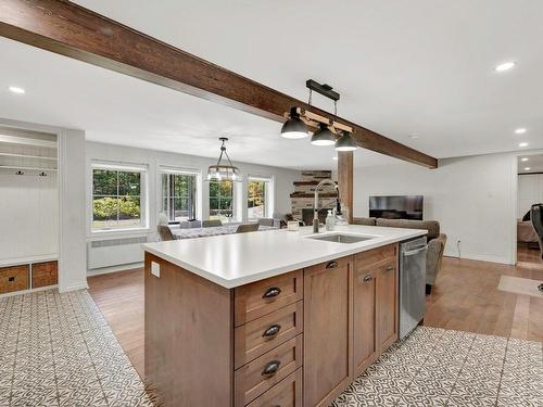 Kitchen - 248  - 248A Mtée Brisebois, Saint-Colomban, QC - Indoor Photo Showing Kitchen