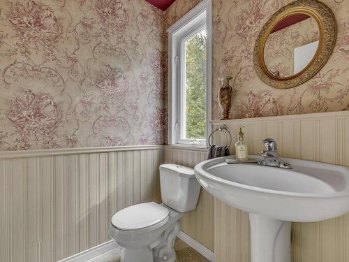 Powder room - 125 Ch. Du Manoir, Stoneham-Et-Tewkesbury, QC - Indoor Photo Showing Bathroom