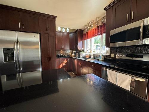 53 Hemlo Drive, Marathon, ON - Indoor Photo Showing Kitchen