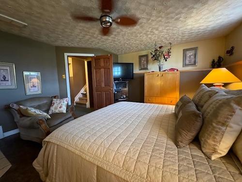 53 Hemlo Drive, Marathon, ON - Indoor Photo Showing Bedroom